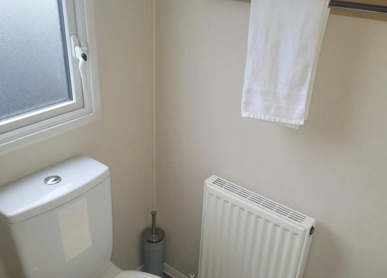 Cozy Caravan Near Edinburgh