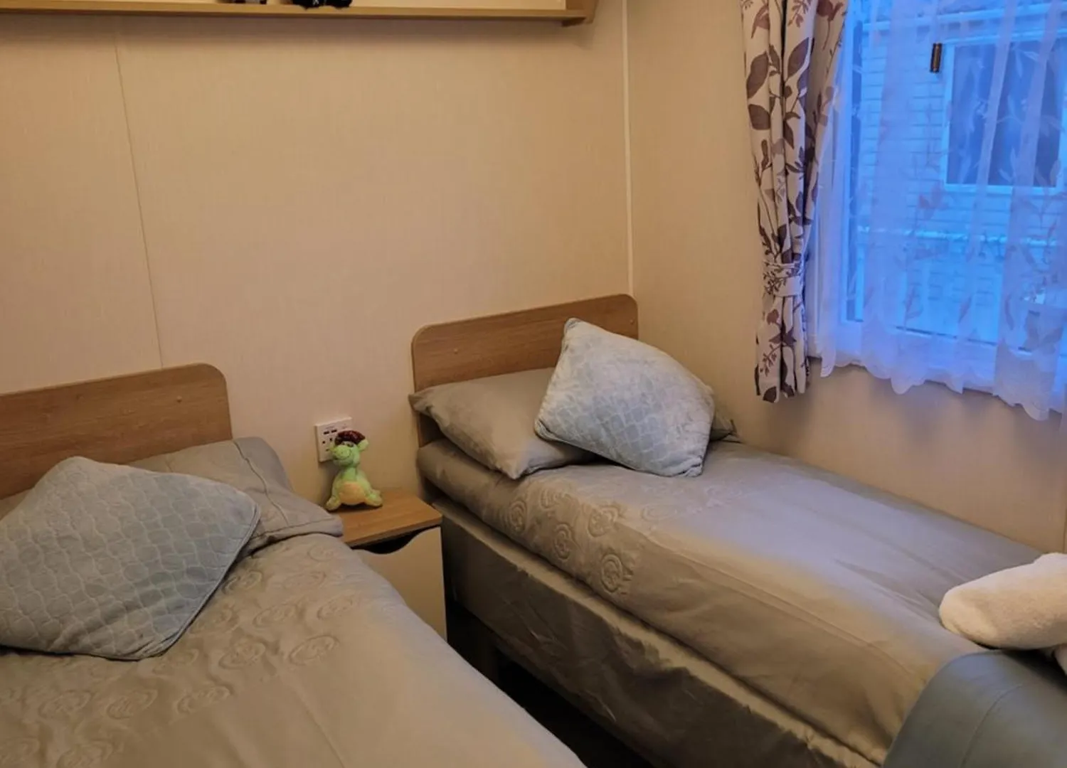 Cozy Caravan Near Edinburgh Holiday home